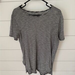 Black and White Striped Women's Tunic from Old Navy